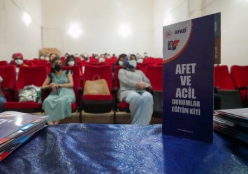 Dismek Kursiyerlerine Afet ve Acil Durum Eğitimi